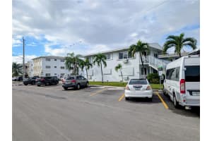 801 Atlantic Shores Blvd 107 Hallandale Beach, FL 33009 - MLS#A11905066