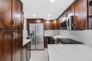 4705 NW 7th St, Miami, FL 33126, Sold 11/12/25