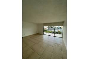 1865 79th St Cswy 4l, North Bay Village