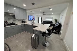 879 E 28th St 879 Hialeah, FL 33013 - MLS#A11905120