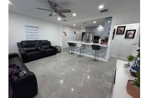 879 E 28th St 879 Hialeah, FL 33013 - MLS#A11905120