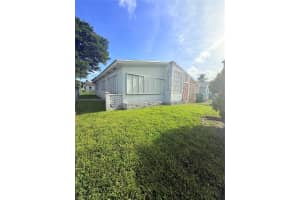 940 Nw 67th St, Miami