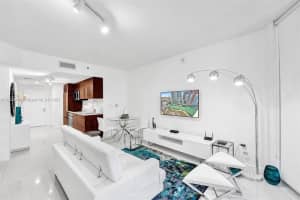 475 Brickell Ave 2708, Miami