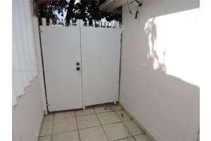 681 Ne 3rd Pl 5 Hialeah, FL 33010 - MLS#A11905166