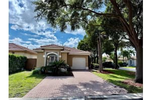 9970 Nw 32nd St 9970 Doral, FL 33172 - MLS#A11905175