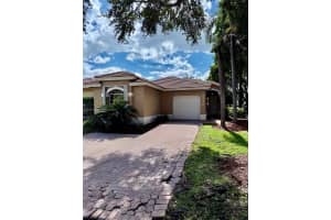 9970 Nw 32nd St 9970 Doral, FL 33172 - MLS#A11905175