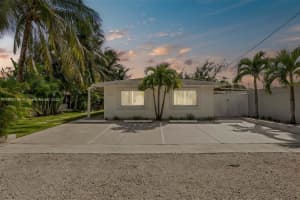 1477 Nw 10th St Dania Beach, FL 33004 Sold 12/31/25
