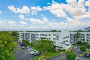 6698 10th Ave N 218, Lake Worth