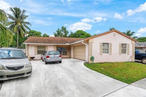 5930 W Lincoln Cir W Lake Worth, FL 33463 - MLS#A11905211