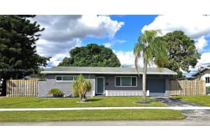 8427 Nw 26th St, Sunrise 8427 Nw 26th St, Sunrise