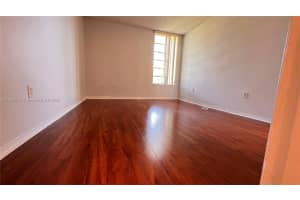 8850 Fontainebleau Blvd 202 Miami, FL 33172 - MLS#A11905229