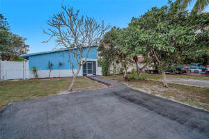 5904 S Rue Rd West Palm Beach, FL 33415 - MLS#A11905231