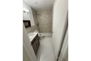 MLS# A11905262, Hialeah, Florida 33016