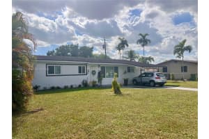 714 W 56th St Hialeah, FL 33012 - MLS#A11905319