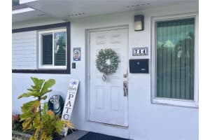 714 W 56th St Hialeah, FL 33012 - MLS#A11905319