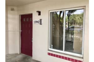 13942 Sw 91st Ter 13942, Miami