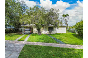 11451 Sw 186th St, Miami
