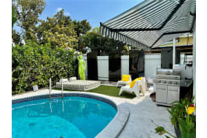 1051 Nw 25th Ave Miami, FL 33125 - MLS#A11905355