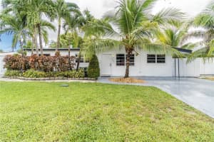 6650 Mckinley St Hollywood, FL 33024 - MLS#A11905356