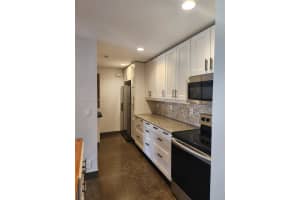 124 Ne 19th Ct 206b Wilton Manors, FL 33305 - MLS#A11905377