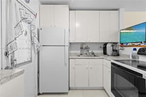 2930 Point E Dr APT E407, Aventura, FL 33160, - MLS#A11905387