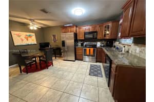 MLS# A11905409, Hollywood, Florida 33020