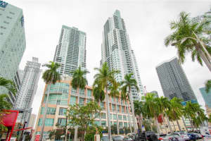 253 Ne 2nd Street 315, Miami