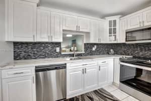 219 Ne 14th Ave 107 Hallandale Beach, FL 33009 - MLS#A11905541