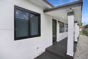 502 Nw 7th Ct 2 Hallandale Beach, FL 33009 - MLS#A11905569