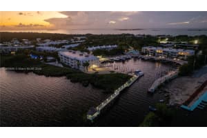 97501 Overseas Hwy 131, Key Largo