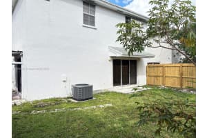 5916 Woodland Point Pl, Tamarac, FL 33319, Sold 12/08/25