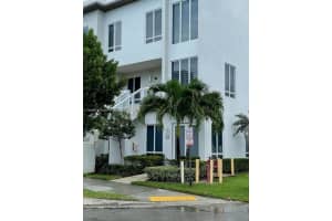 6415 Nw 102nd Path 107 Doral, FL 33178 - MLS#A11905658