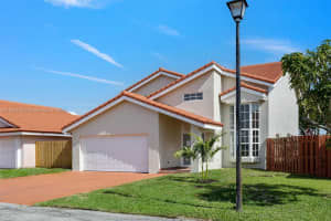 8501 Nw 191st St 8501 Hialeah, FL 33015 - MLS#A11905730