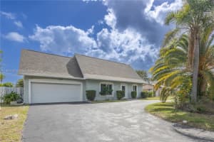 1690 Ne 25th Ave Pompano Beach, FL 33062 - MLS#A11905752