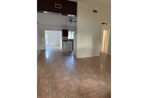 828 Fairway Dr Plantation, FL 33317 - MLS#A11905764