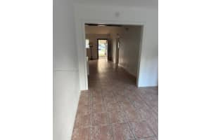 828 Fairway Dr Plantation, FL 33317 - MLS#A11905764