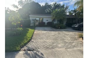 2805 NE 16th Ave, Wilton Manors, FL 33334, - MLS#A11905781