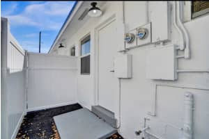 1300 Ne 2nd Ave West Fort Lauderdale, FL 33304 - MLS#A11905782