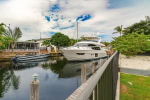 2443 Tortugas Lane Lauderdale Lakes, FL 33312 - Off Market