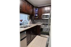 10900 Sw 104th St 314, Miami