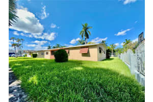 51 Nw 161st St Miami, FL 33169 - MLS#A11905861