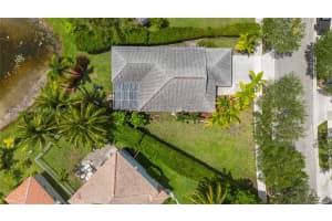 649 Willow Bend Rd Weston, FL 33327 - MLS#A11905865