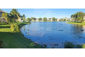 649 Willow Bend Rd Weston, FL 33327 - MLS#A11905865