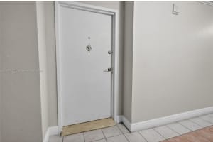 7135 Collins Ave 705 Miami Beach, FL 33141 - MLS#A11905877