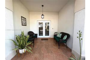 19804 Nw 82nd Pl Hialeah, FL 33015 - MLS#A11905895