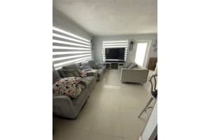 398 E 56th St Hialeah, FL 33013 - MLS#A11905940