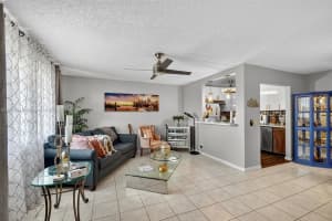 300 S Village Green Cir S 407 Palm Springs, FL 33461 - MLS#A11905948