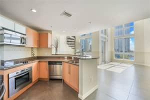 300 S Biscayne Blvd l 414, Miami, FL 33131, - MLS#A11905960