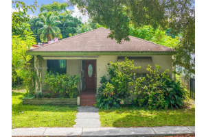 738 Nw 47th St, Miami 738 Nw 47th St, Miami