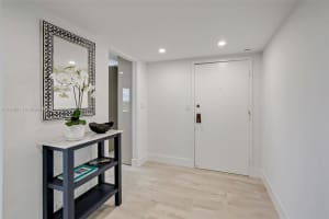 1111 Crandon Blvd A507, Key Biscayne